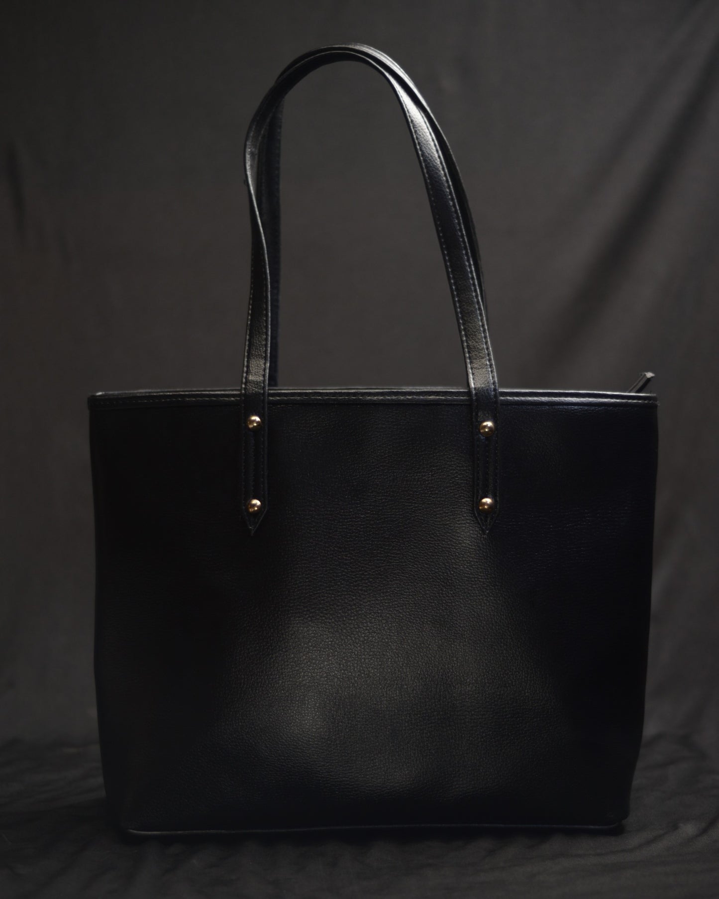 Core Store — Noir Carryall