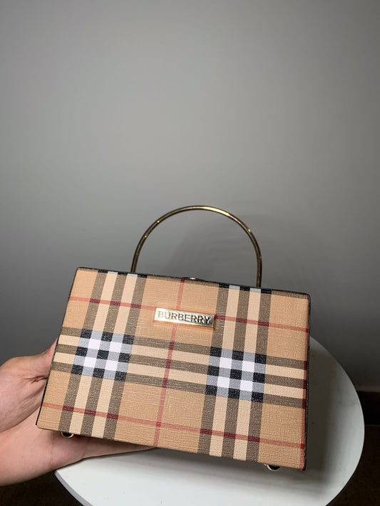 Premium Burberry Brown Clutch