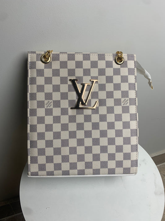 New Arrival LV White